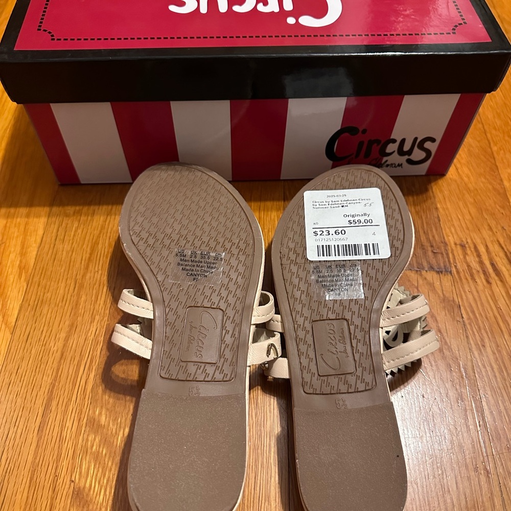 Circus by Sam Edelman Cream Sandals - Picture 3 of 3